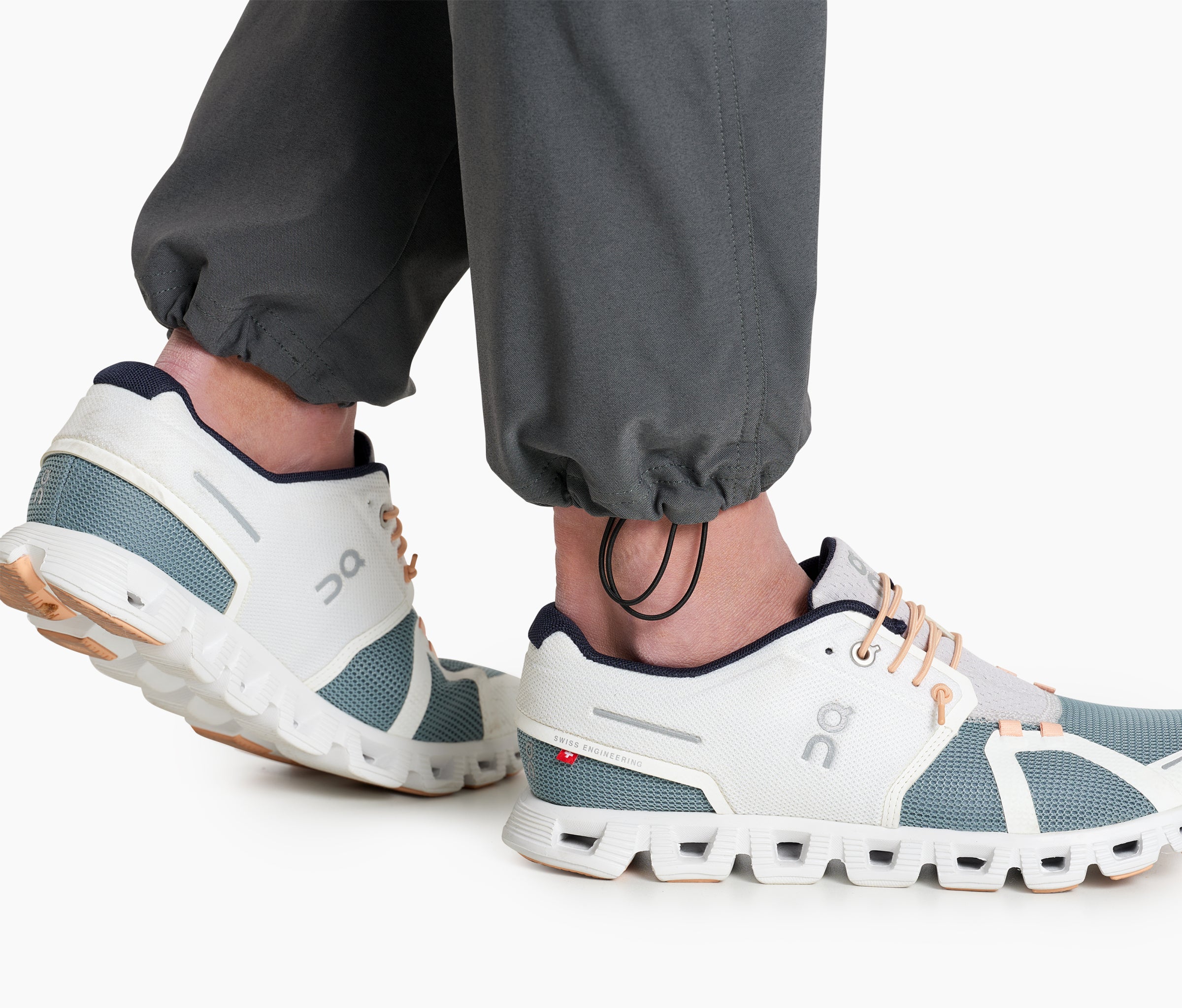 Kuhl 6456 Wmn's Trekr Straight Charcoal