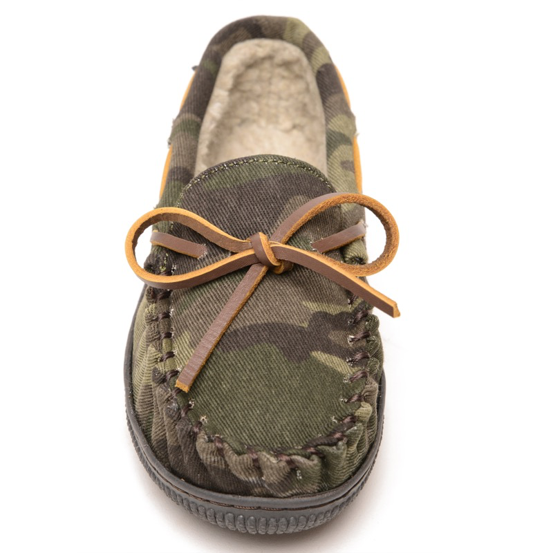 Minnetonka 48530 Kid's Pile Lined Hardsole - Camo