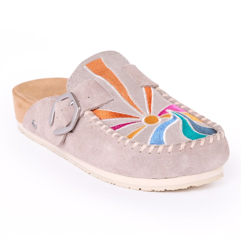 Minnetonka 6000902 Simply Taupe Sunset Buckle Clog