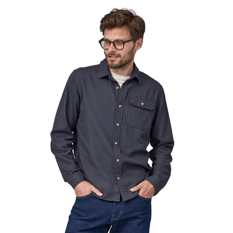 Patagonia 42410 M's L/S Light Weight Fjord Flannel Shirt