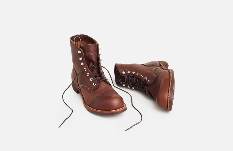 Red Wing 8111/3 IRON RANGER Amber Harness Leather - Vibram Sole