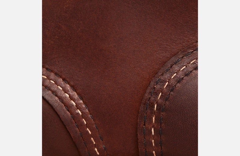 Red Wing 8111/3 IRON RANGER Amber Harness Leather - Vibram Sole