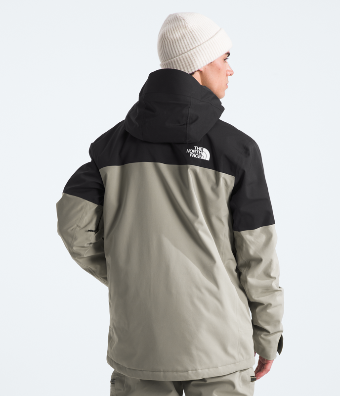 The North Face NF0A87Y6 Ms Chakal Jacket