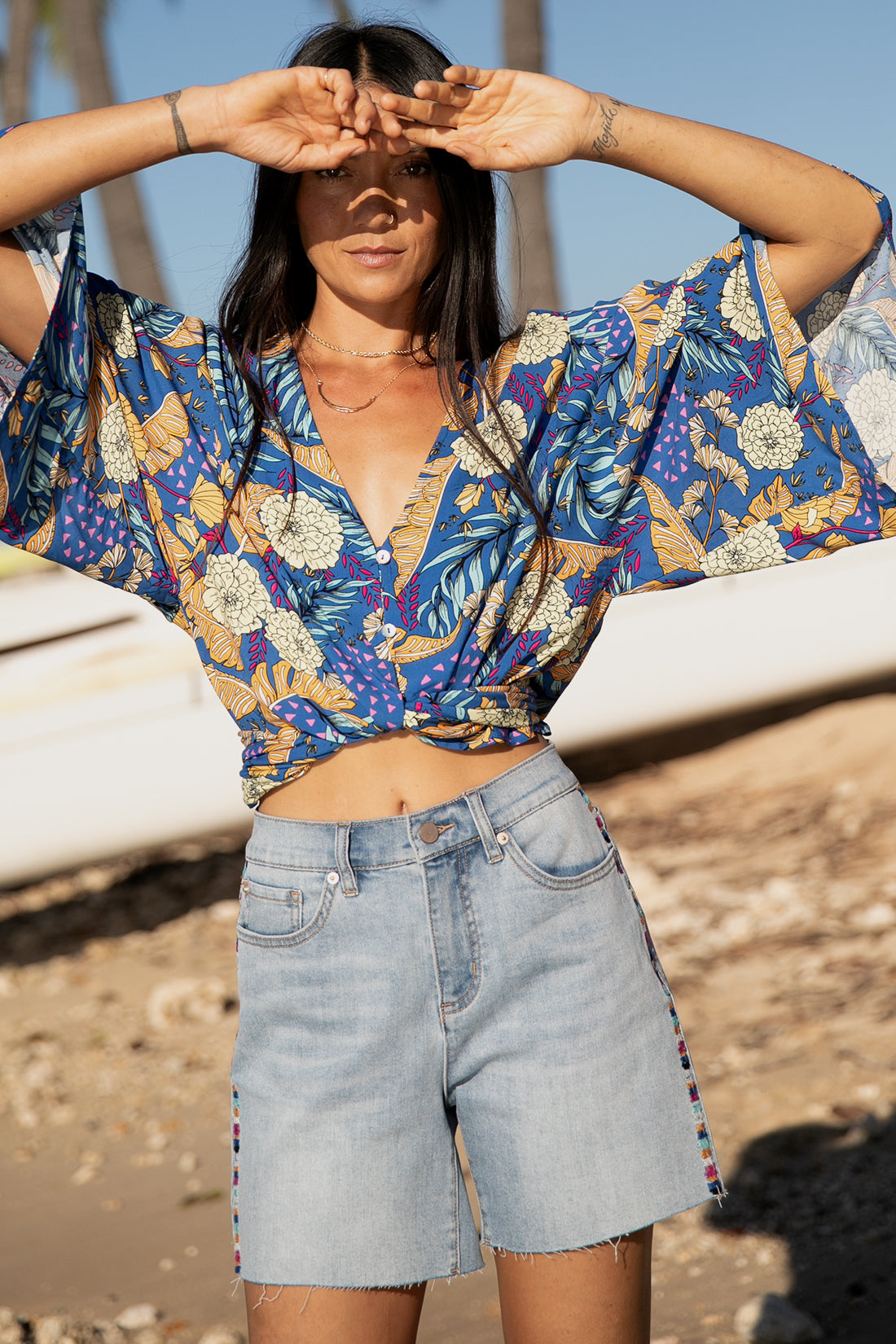 Tribal 5829XX Brooke Girlfriend High Waist Embroidered Short