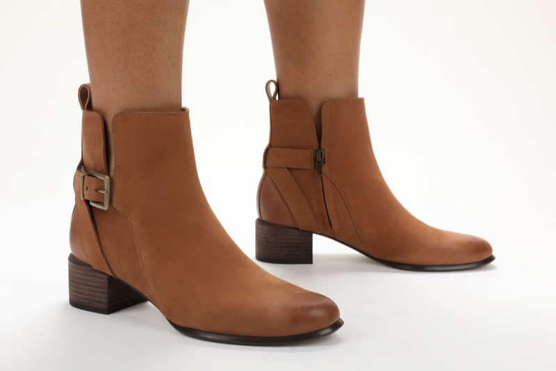 Vionic H7715L1 Women's Sienna Boot