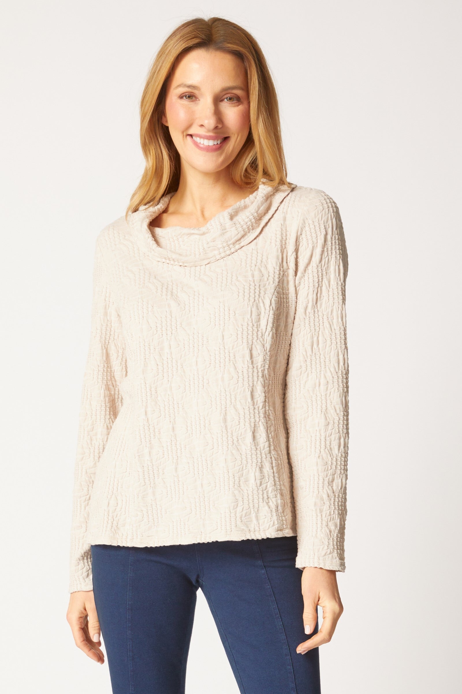 Habitat 20716 Sunburst Knit Cowl Seamed Tee