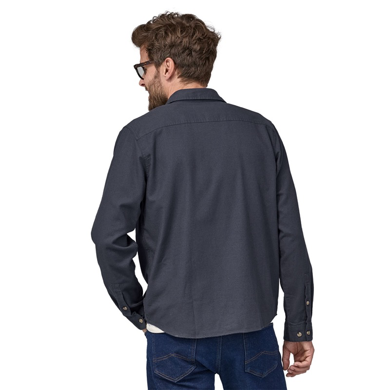 Patagonia 42410 M's L/S Light Weight Fjord Flannel Shirt