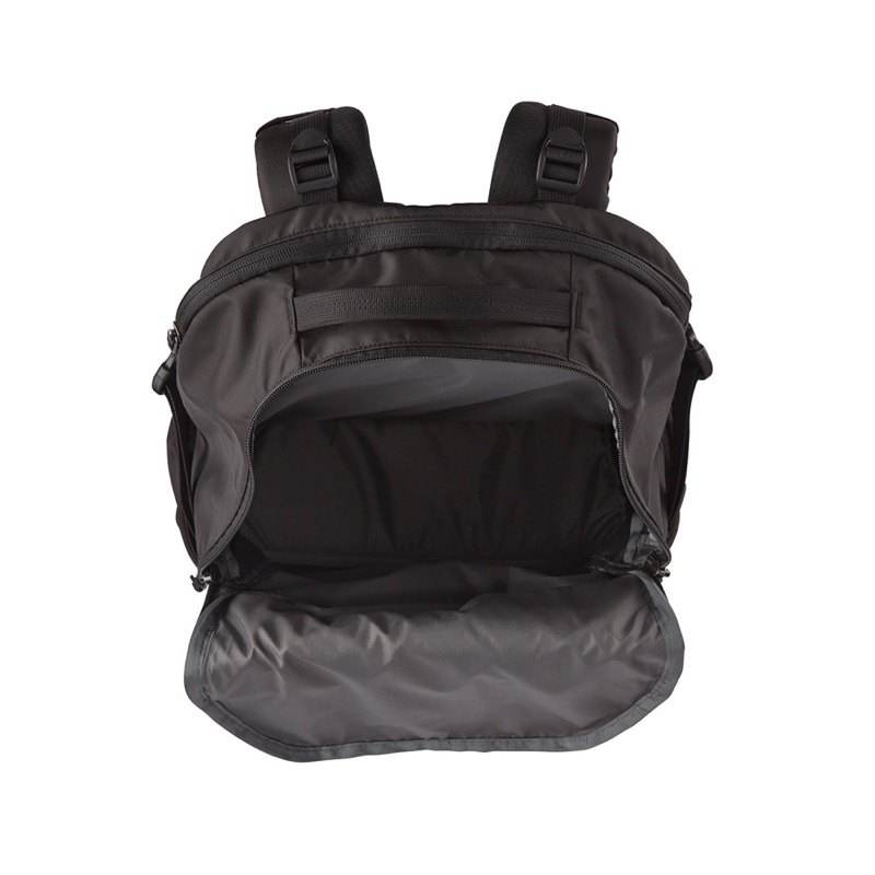 Patagonia 47928 Refugio Day Pack 30L