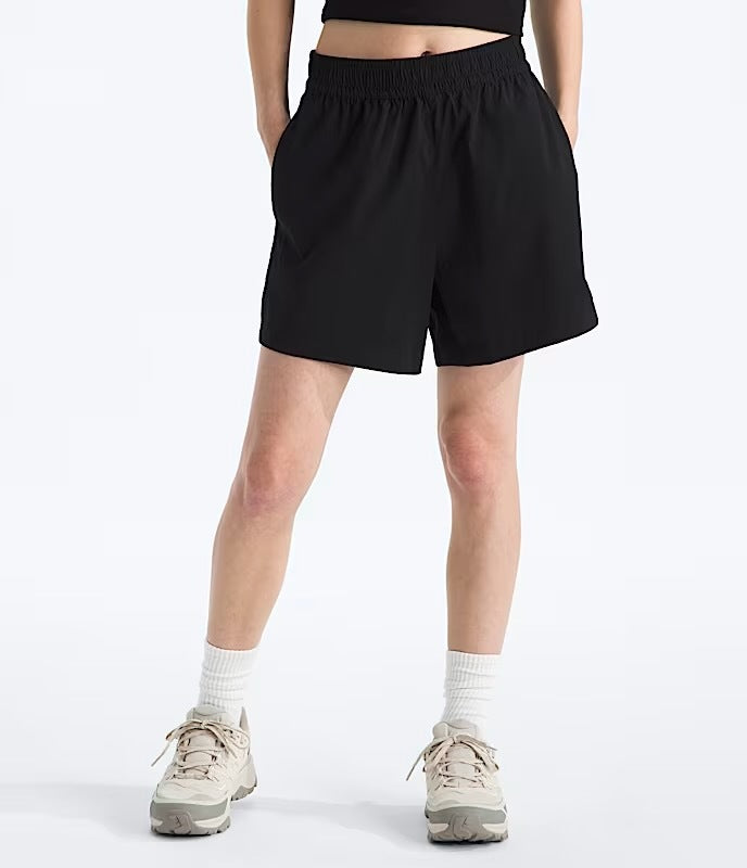 The North Face NF0A8EKK Ws Class V Pathfinder Pull-On Short 5in