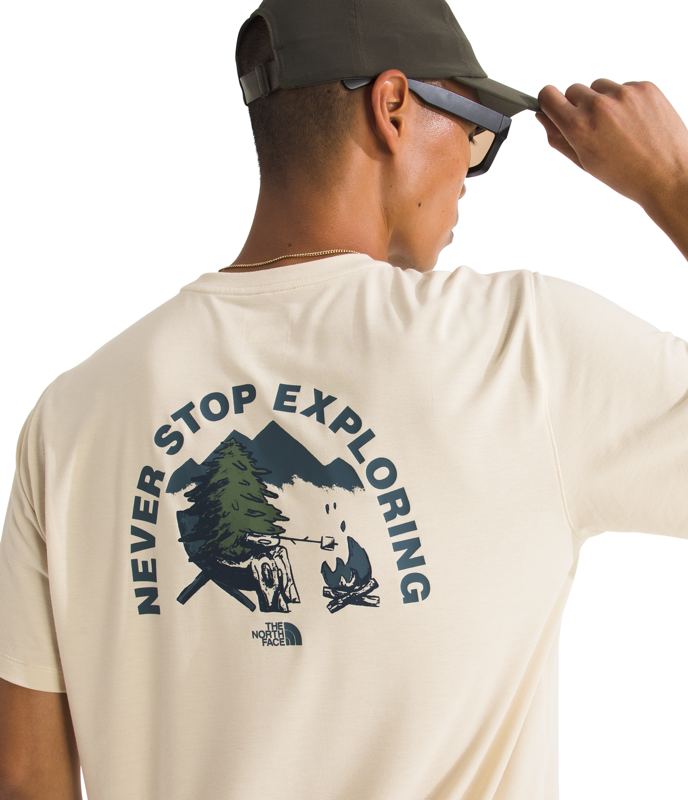 The North Face NF0A8GQ4 Mens Adventure Campfire SS Tee