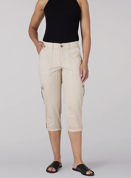 Lee Jeans Petite Flex-to-go Relaxed Fit Cargo Capri Pant in Natural